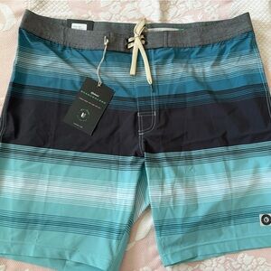 Linksoul Aqua Striped Boardshorts. SZ 40. New With Tags.